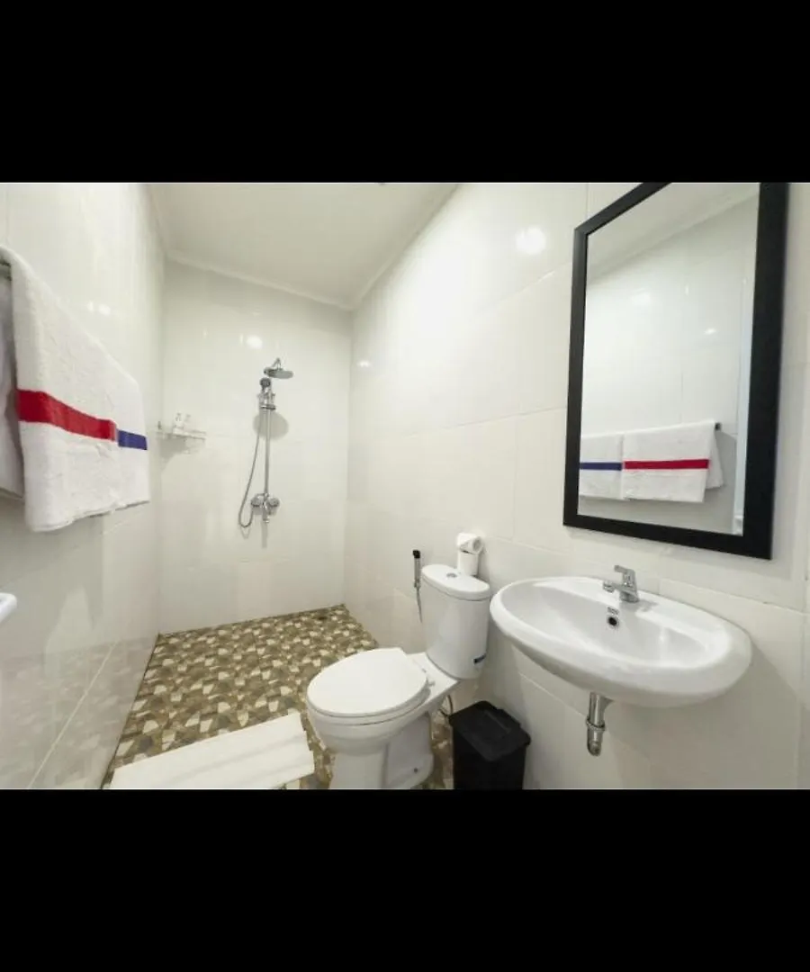 Narayuka House Kamar 3 Apartamento Seminyak Indonésia